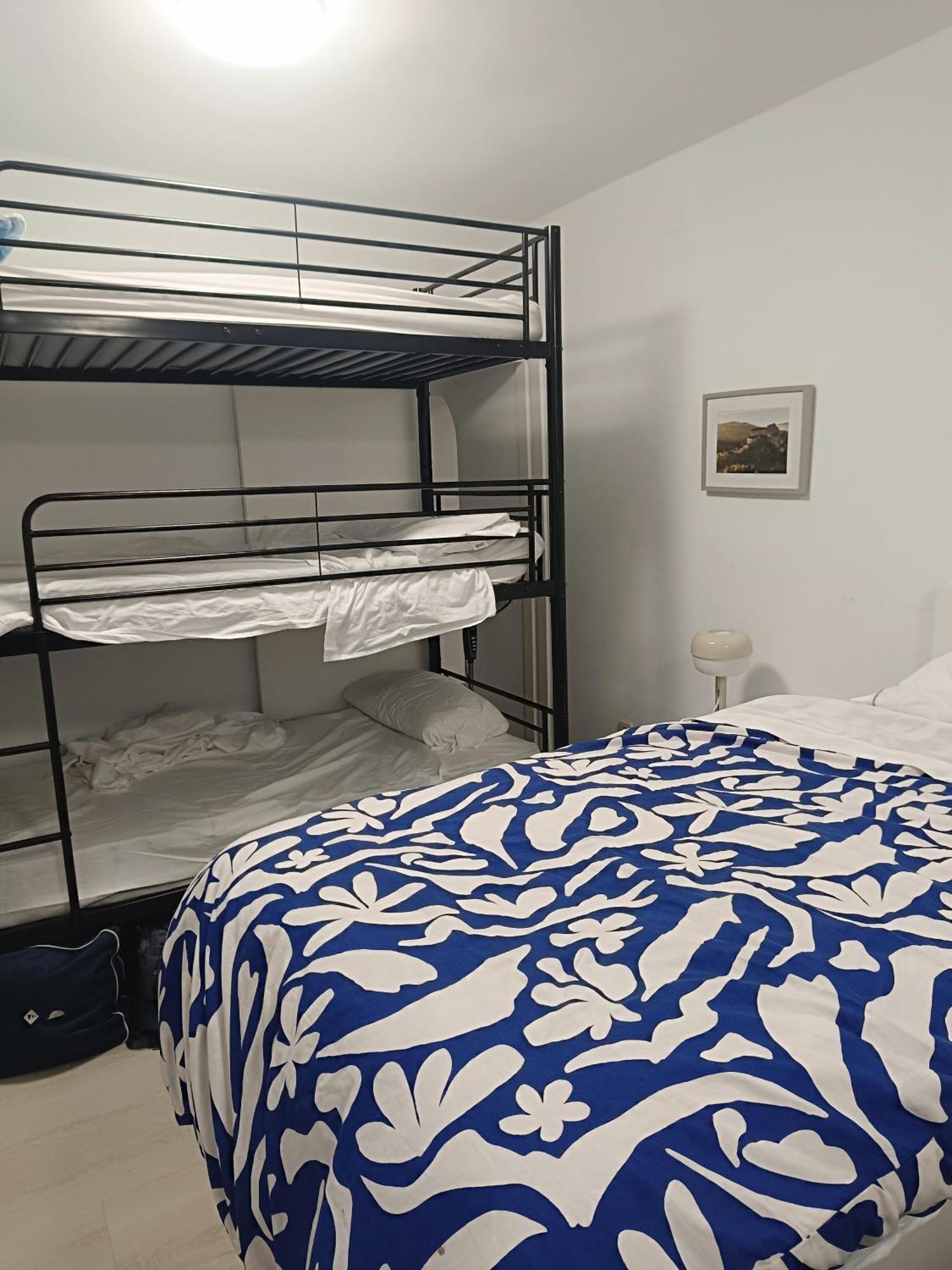 -Hostel Latimoamericano Masculino II Мадрид Экстерьер фото